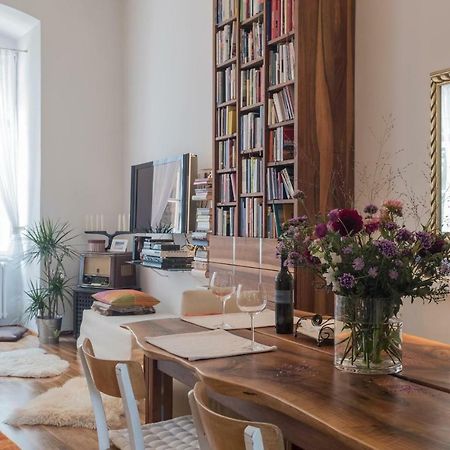 Spacious Old Town Luxury Apartment Linz Bagian luar foto