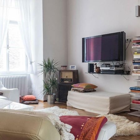 Spacious Old Town Luxury Apartment Linz Bagian luar foto
