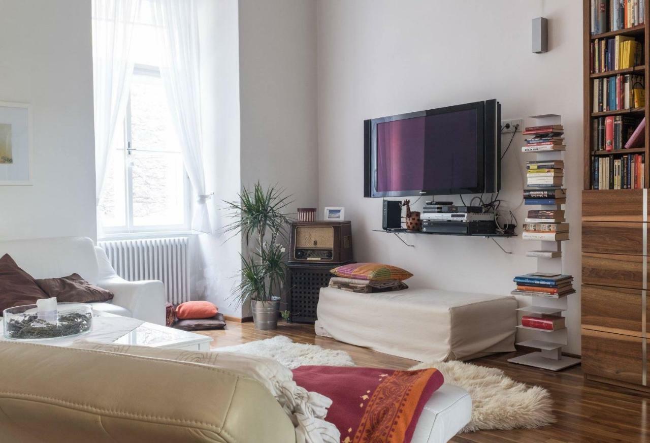 Spacious Old Town Luxury Apartment Linz Bagian luar foto