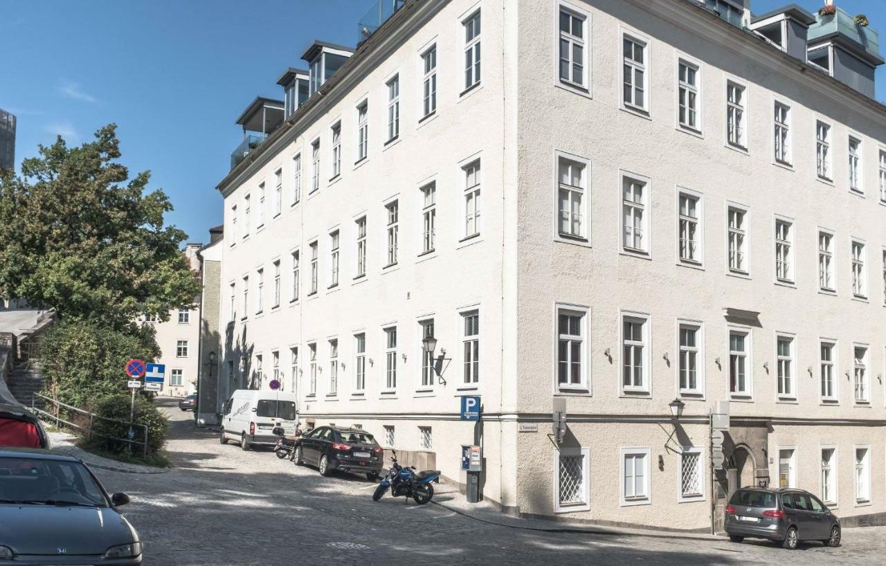 Spacious Old Town Luxury Apartment Linz Bagian luar foto